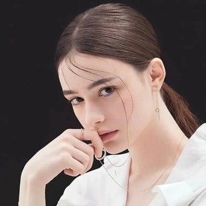 Meet your Posher, Khoá